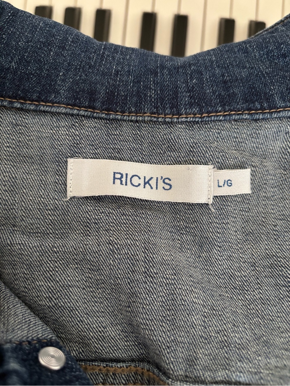 Ricki's Blue Denim Jacket with Embroidered Tapestry Back Panel - Picture 12 of 15
